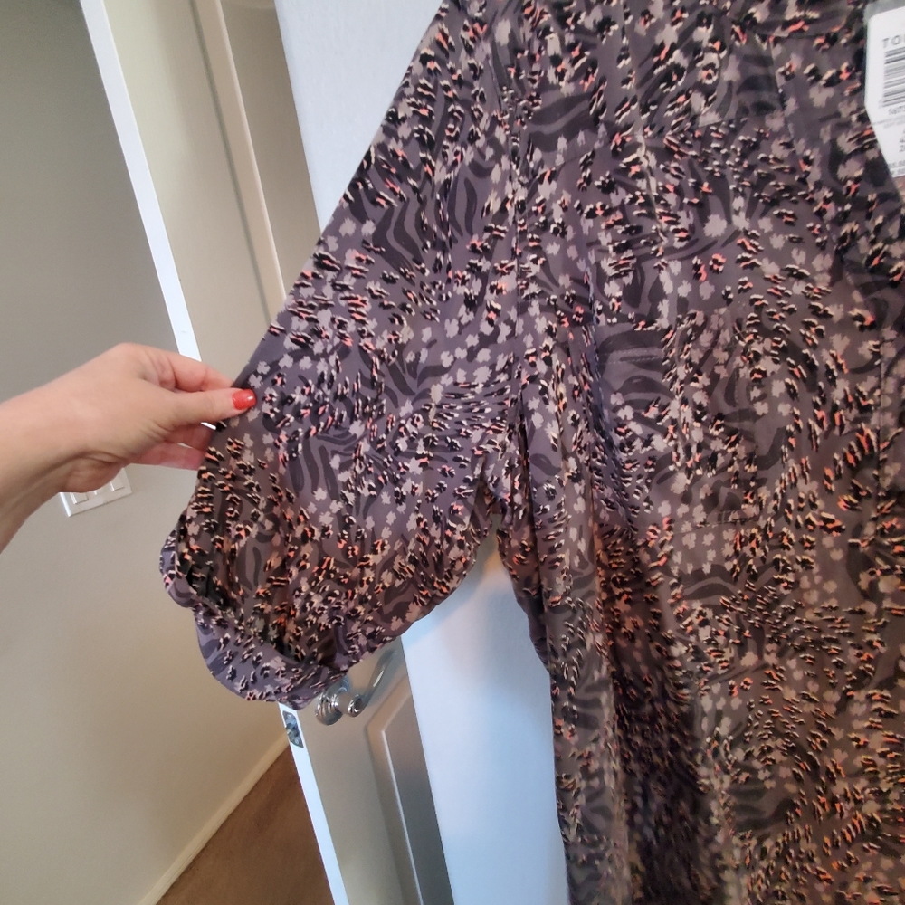 Torrid Blouse - Picture 3 of 3